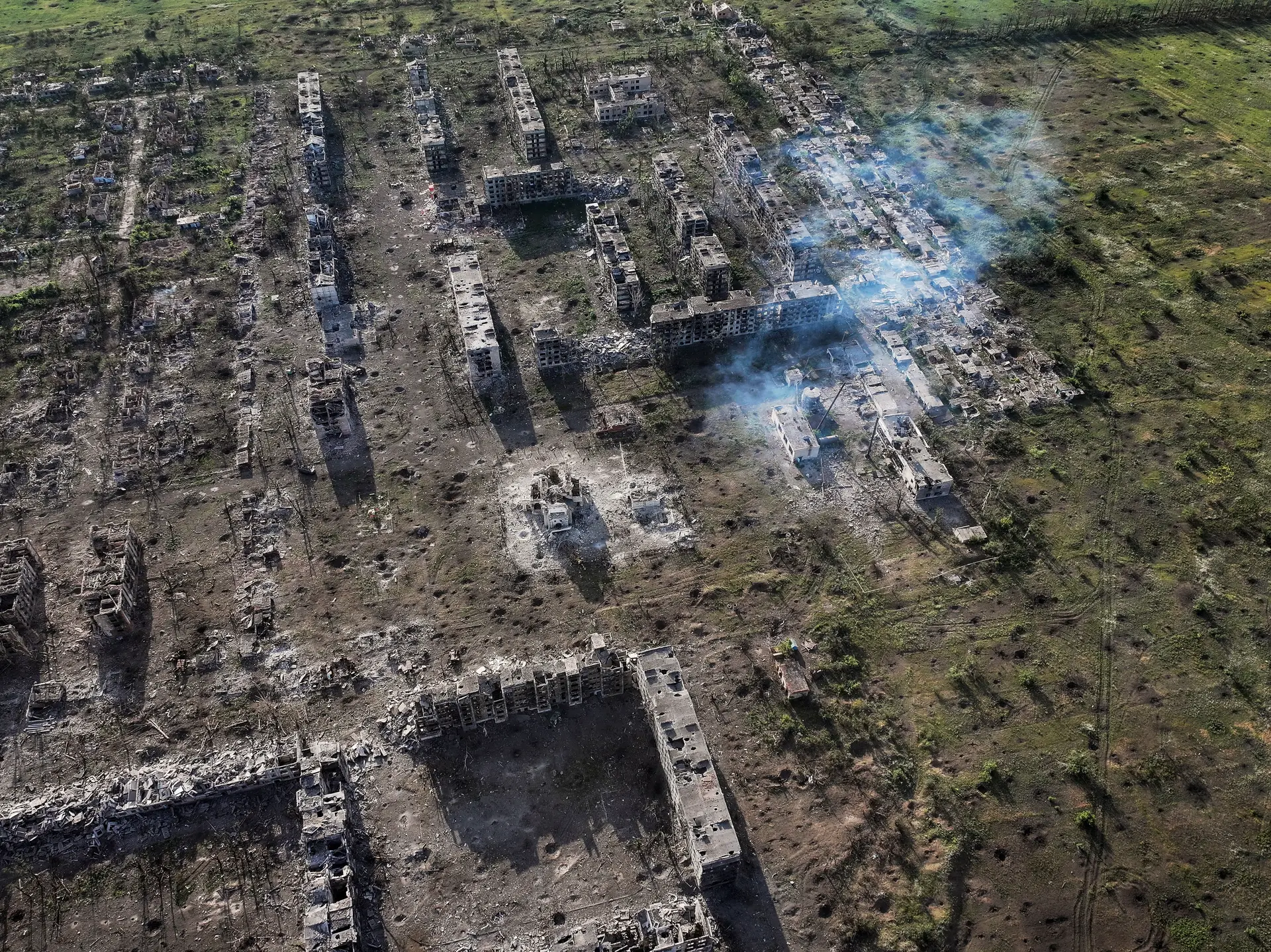 Imagens aéreas mostram a destruição do distrito de Novyy, em Chasiv Yar, na região de Donetsk