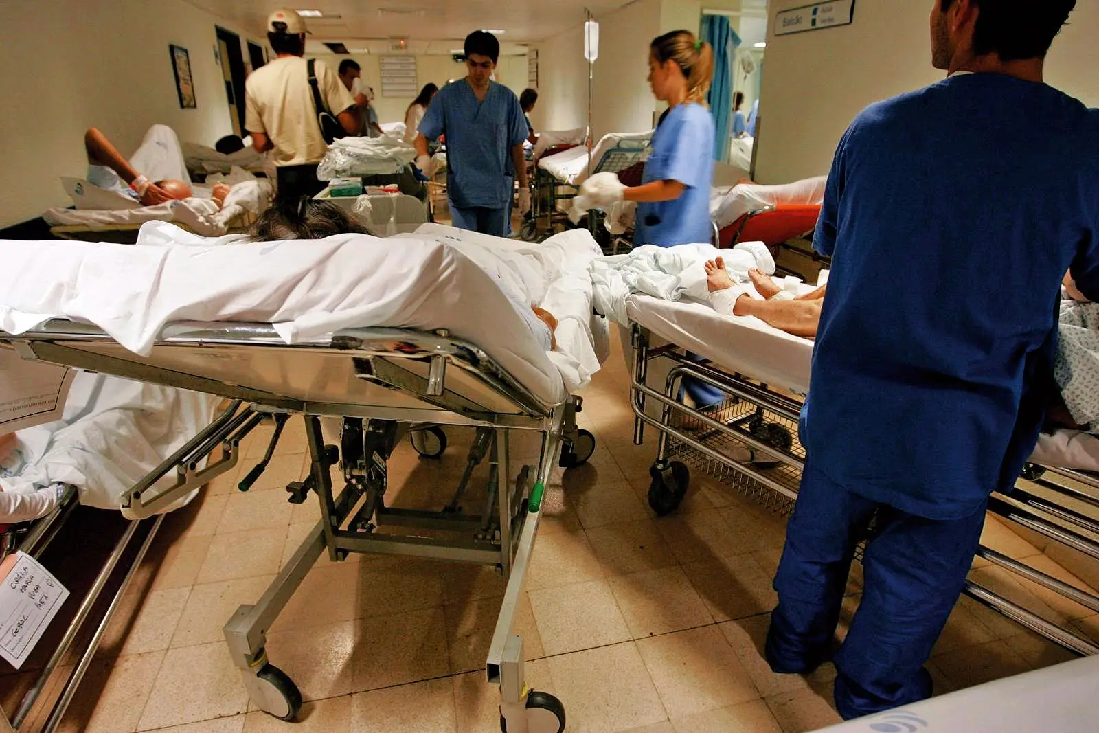 Apoio a urgências dos hospitais de Lisboa só avança em agosto