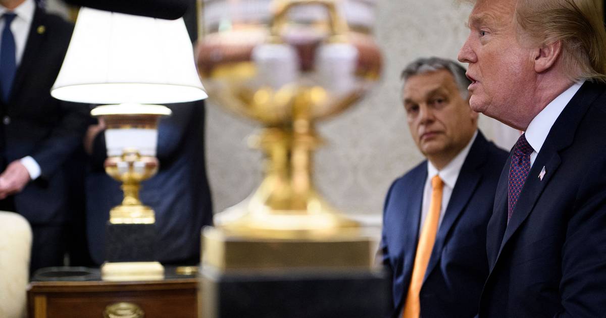 “Um Estado-ponte entre blocos”: Viktor Orbán vai reunir-se com Donald Trump em Mar-a-Lago e enfurece parceiros da NATO (869º. dia de guerra)