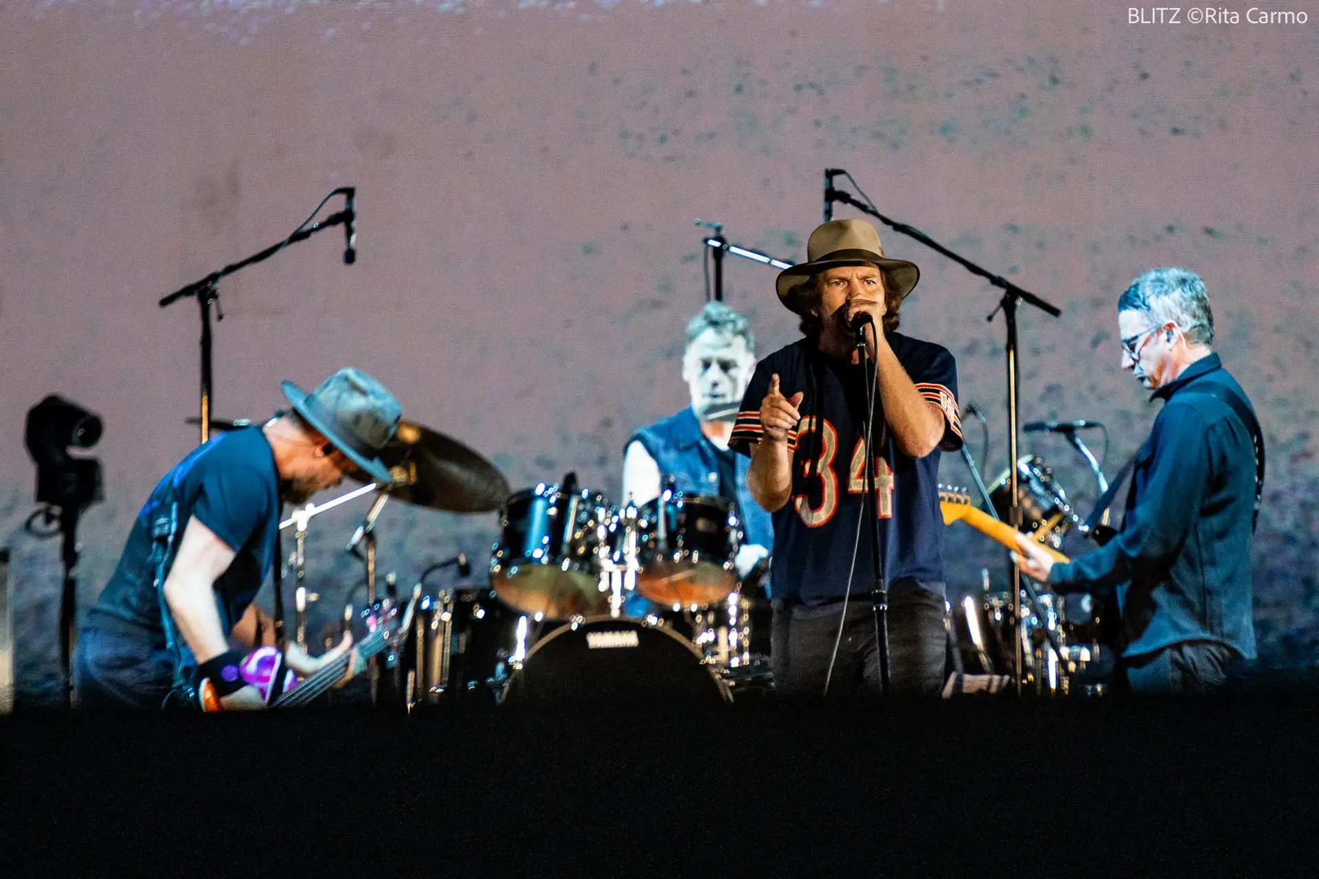 Pearl Jam no NOS Alive, o alinhamento: de ‘Daughter’ a ‘Alive’, passando por uma versão emocionada de ‘Imagine’
 #ÚltimasNotícias
