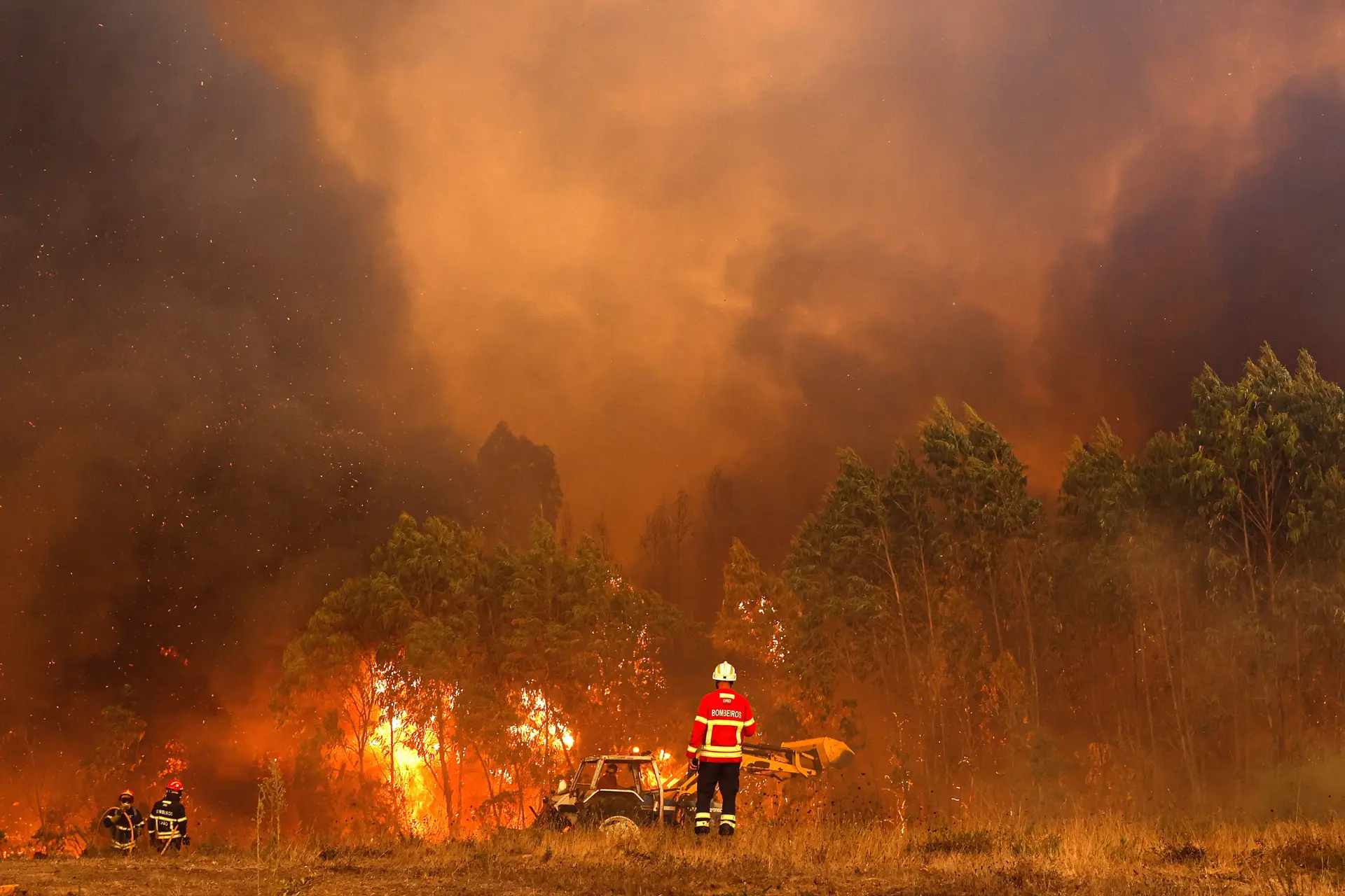 Governo e Proteção Civil confiantes na resposta aos incêndios: “Estamos muito mais bem preparados e os portugueses podem estar descansados”