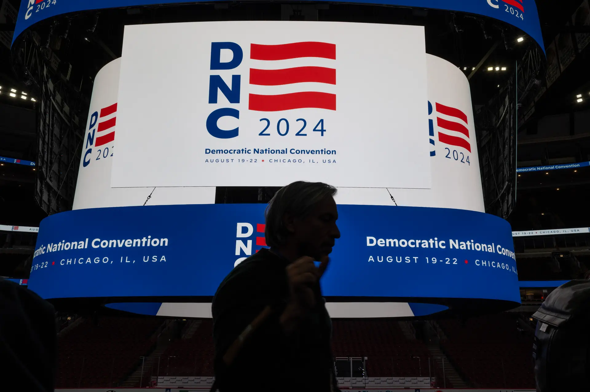 Entre uma Harris “impopular” e candidatos que “não querem queimar-se”, sobram poucas opções num cenário sem Biden