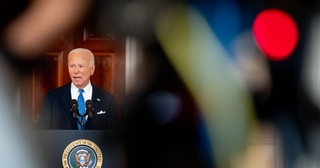 Biden aparece em público pela primeira vez após desistir da campanha