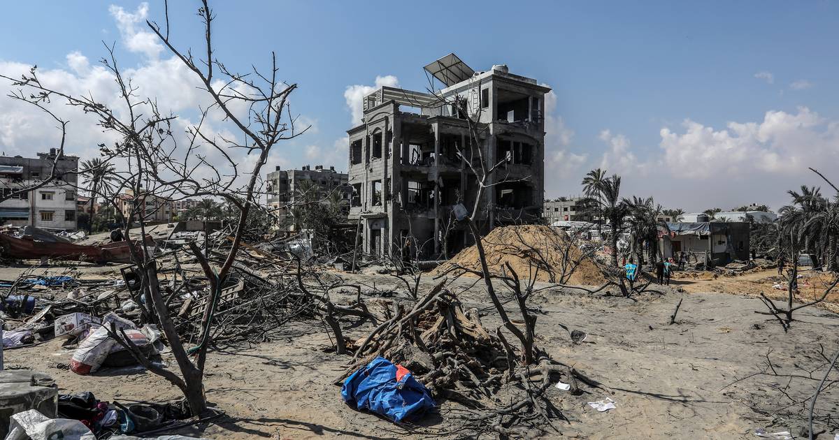 Exército israelita pede evacuação de zona humanitária de Al Mawasi na Faixa de Gaza