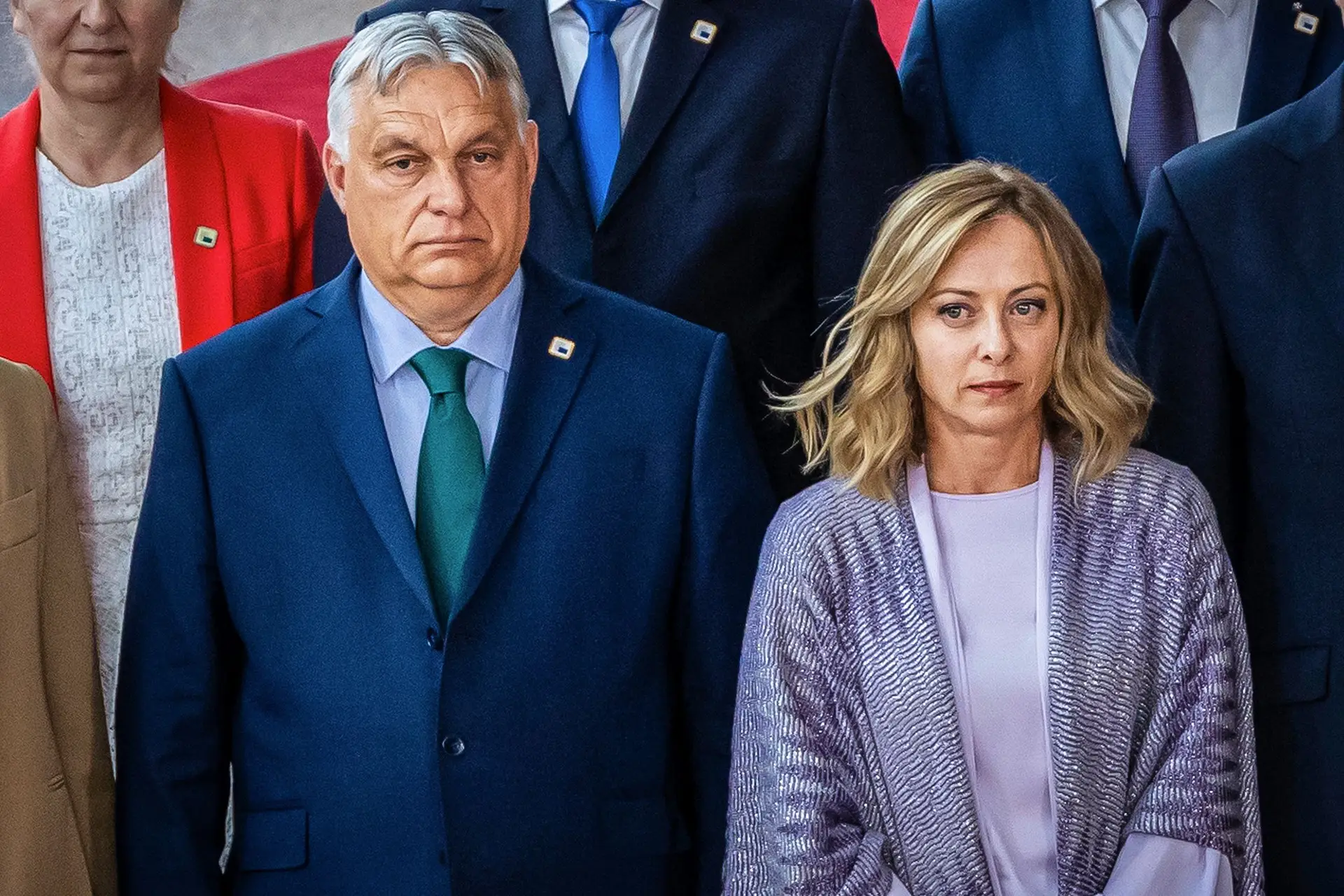 Afinal, Viktor Orbán e Giorgia Meloni não ficam no mesmo grupo político europeu