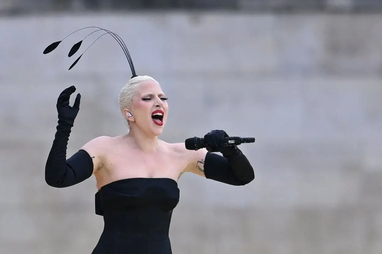 O 'glamour' de Lady Gaga na cerimónia de abertura dos Jogos Olímpicos