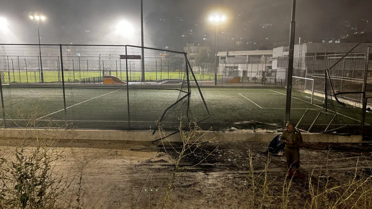 O campo de futebol nos Montes Golã onde se deu o ataque com rockets