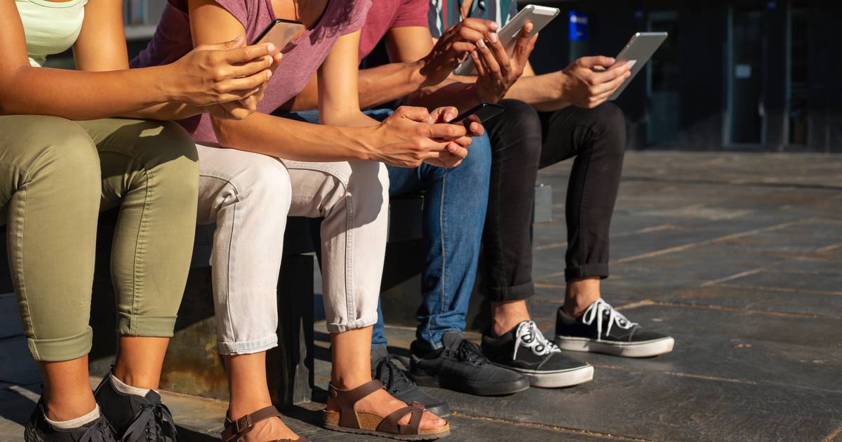 “Antes do smartphone, olhava à volta e esperava pelas coisas. Agora, se um vídeo tem mais de 20 segundos parece que já nem vale a pena ver”