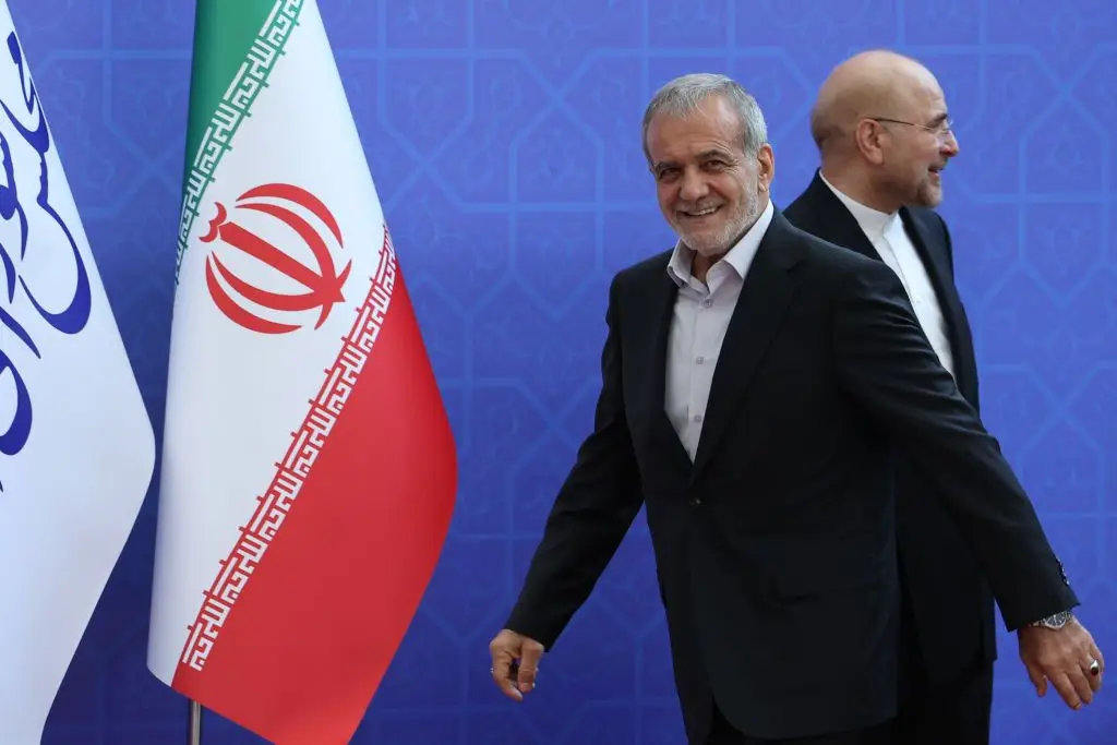 Masoud Pezeshkian é o nono Presidente da República Islâmica do Irão