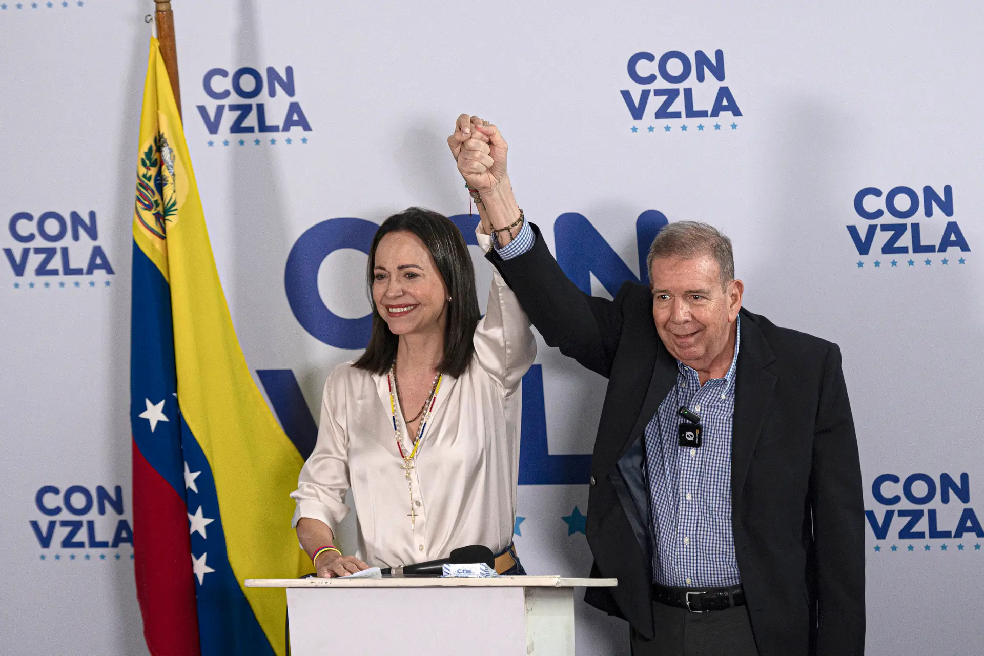 L’opposition vénézuélienne affirme avoir la preuve d’une “victoire écrasante” sur Maduro