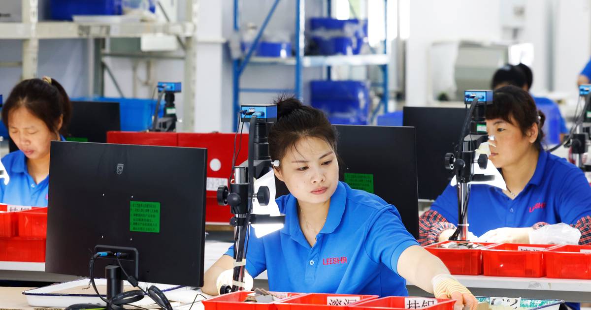 Xi Jinping obriga “idosos jovens” a trabalhar mais tempo