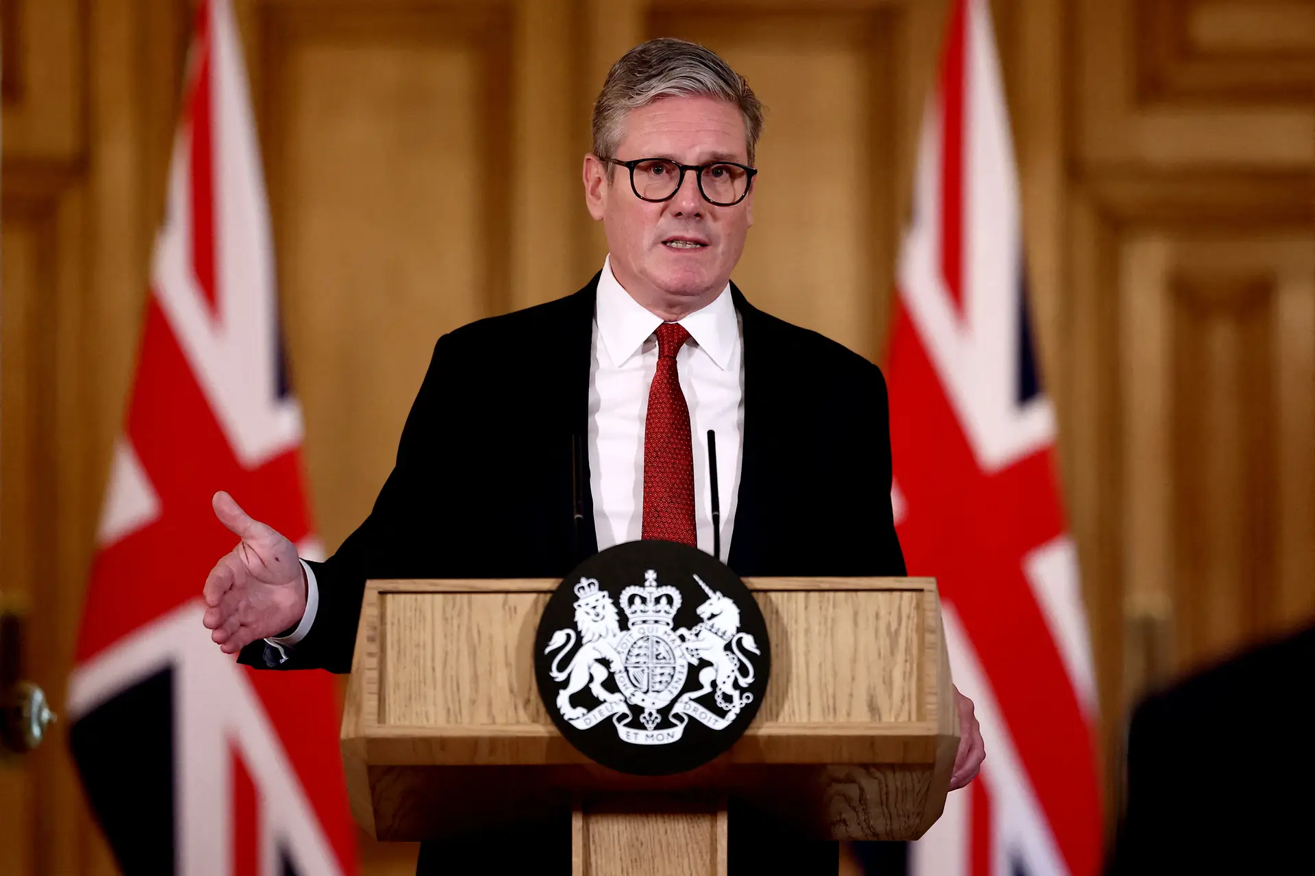 Starmer rejeita regresso do Reino Unido à UE, mas quer ligação estreita com Europa