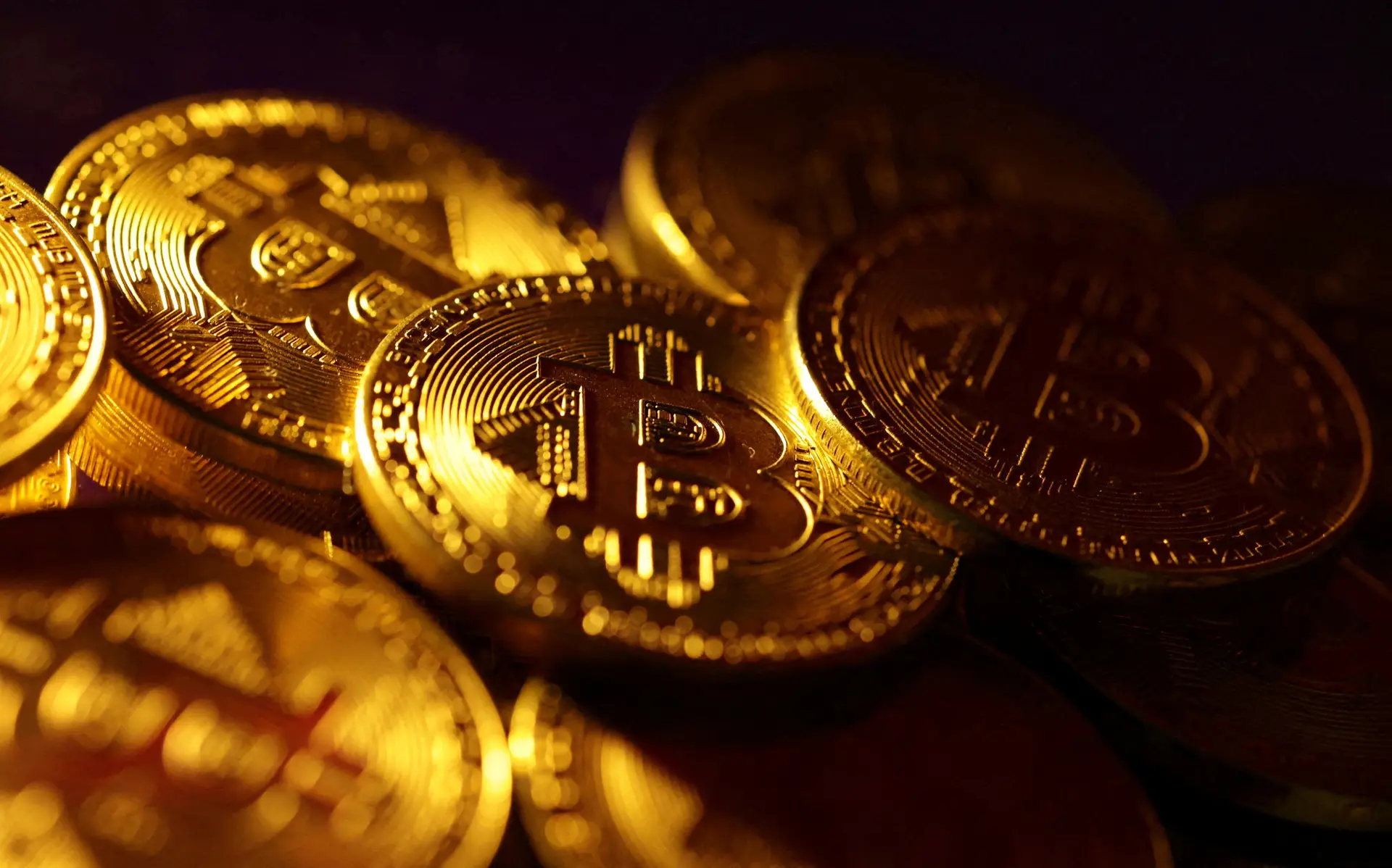 Pelo menos 9 Estados têm bitcoins: perderam €5,1 mil milhões com 'segunda-feira negra'