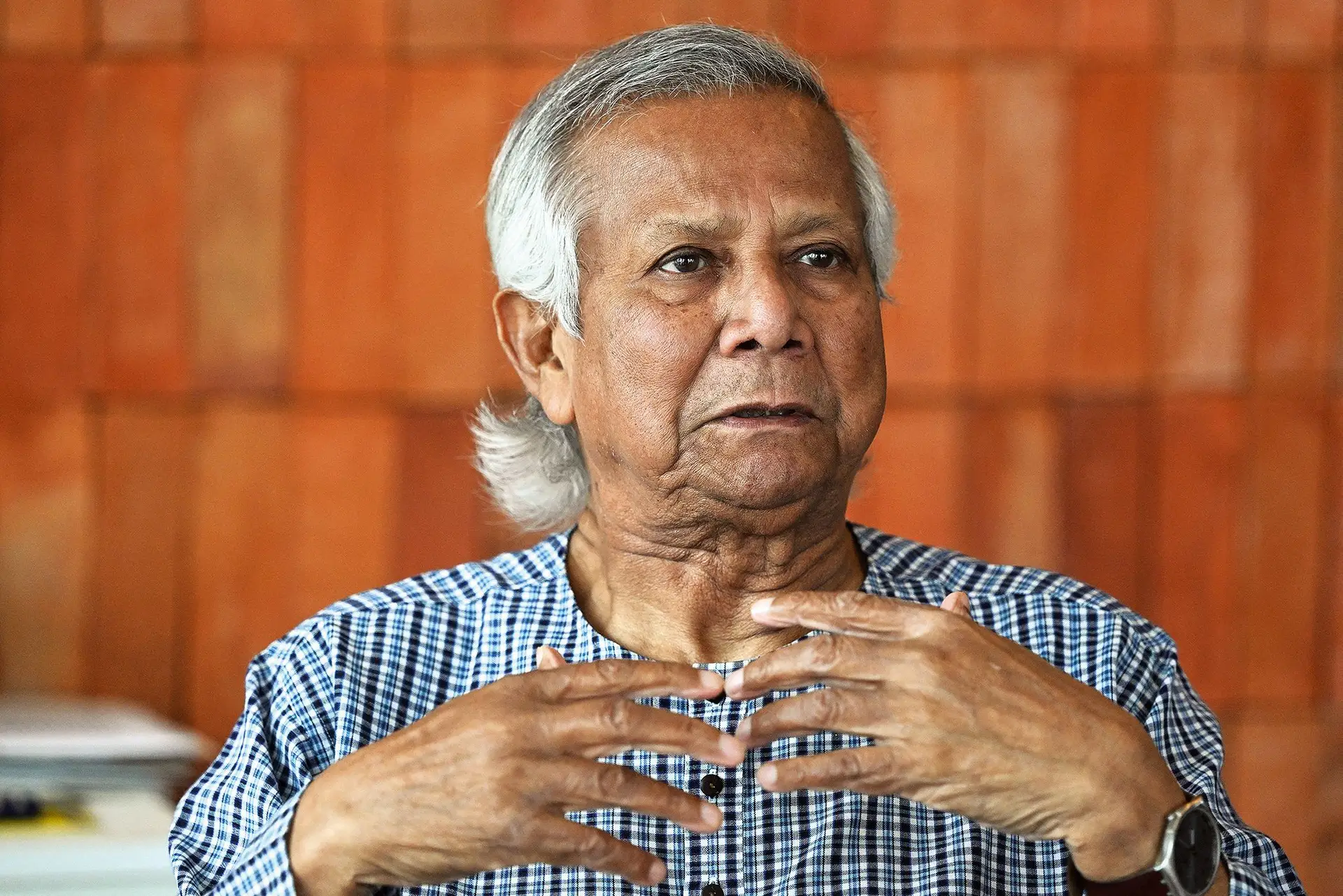 Mohammad Yunus, pai do microcrédito, é esperança de liberdade no Bangladesh
