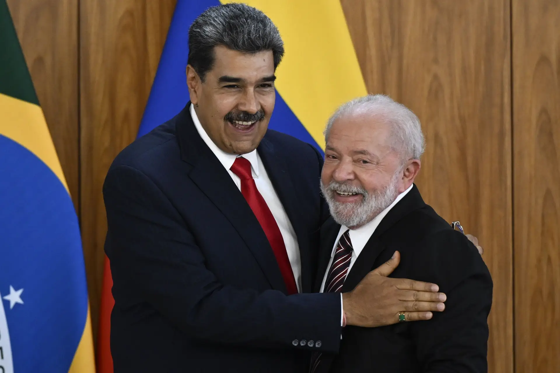 Nicolás Maduro e Lula da Silva durante um encontro em Brasília, em 2023 