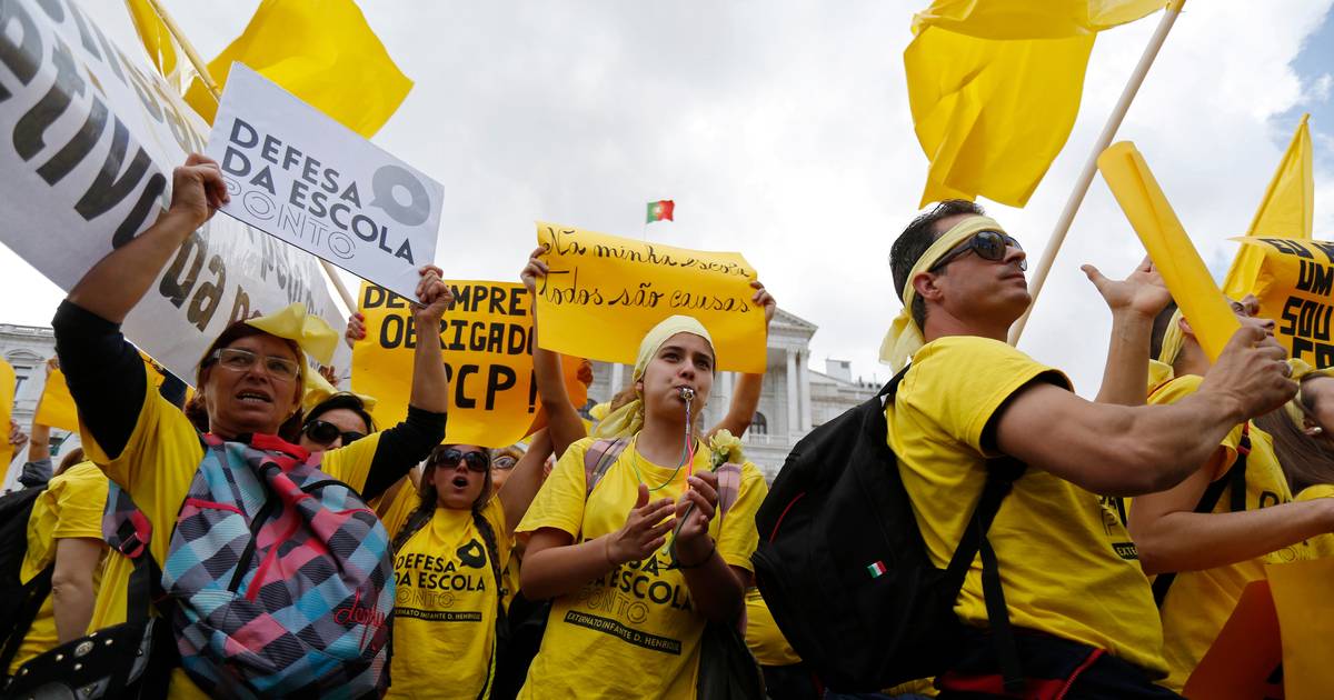 Governo reforça apoios a colégios com contratos de associação