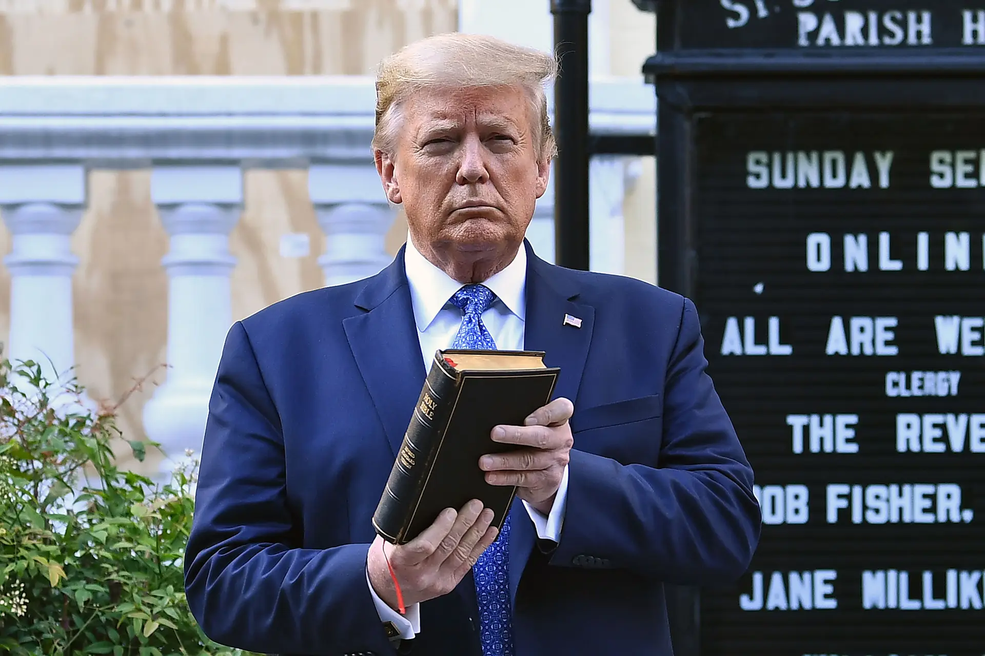 Procurador especial diz que Trump teria sido condenado, se não tivesse sido eleito, pela tentativa de reverter resultado eleitoral de 2020