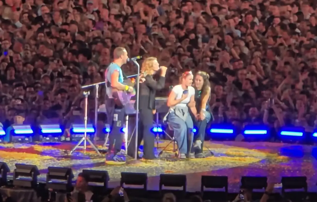 “Se não ficar bem, por favor não ponham isto no YouTube”: Coldplay fazem versão de Taylor Swift em Viena