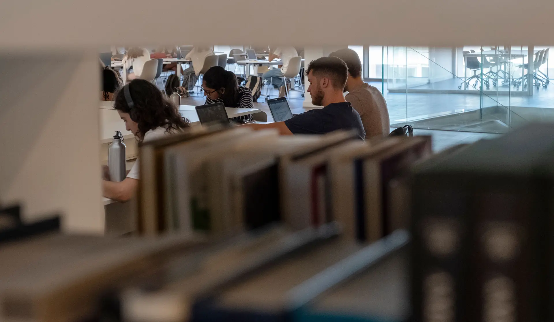 8029 estudantes colocados na segunda fase de acesso ao ensino superior