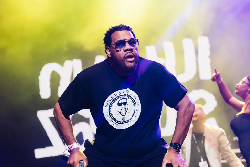Rapper Fatman Scoop morre aos 53 anos, após desmaiar em palco