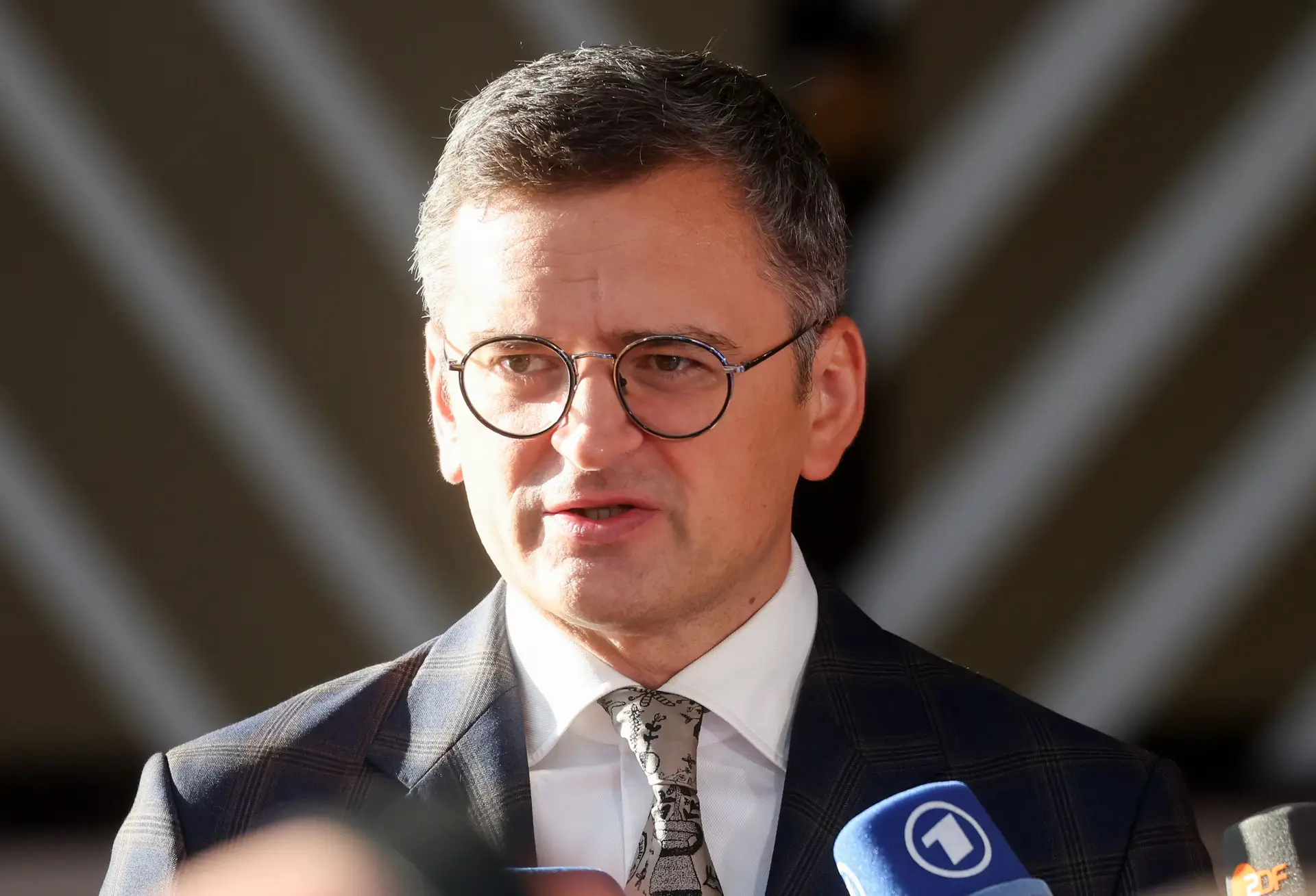 Remodelação ministerial na Ucrânia: Dmytro Kuleba abandonou o cargo mas “vai entrar para a história”