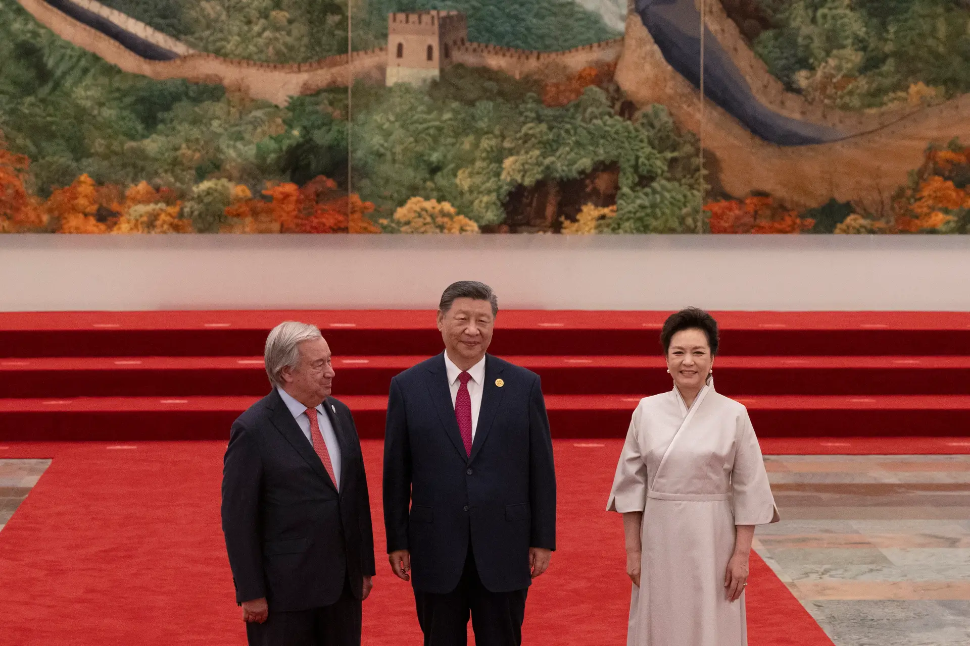 Guterres considera que China e África podem "liderar a revolução" das energias renováveis