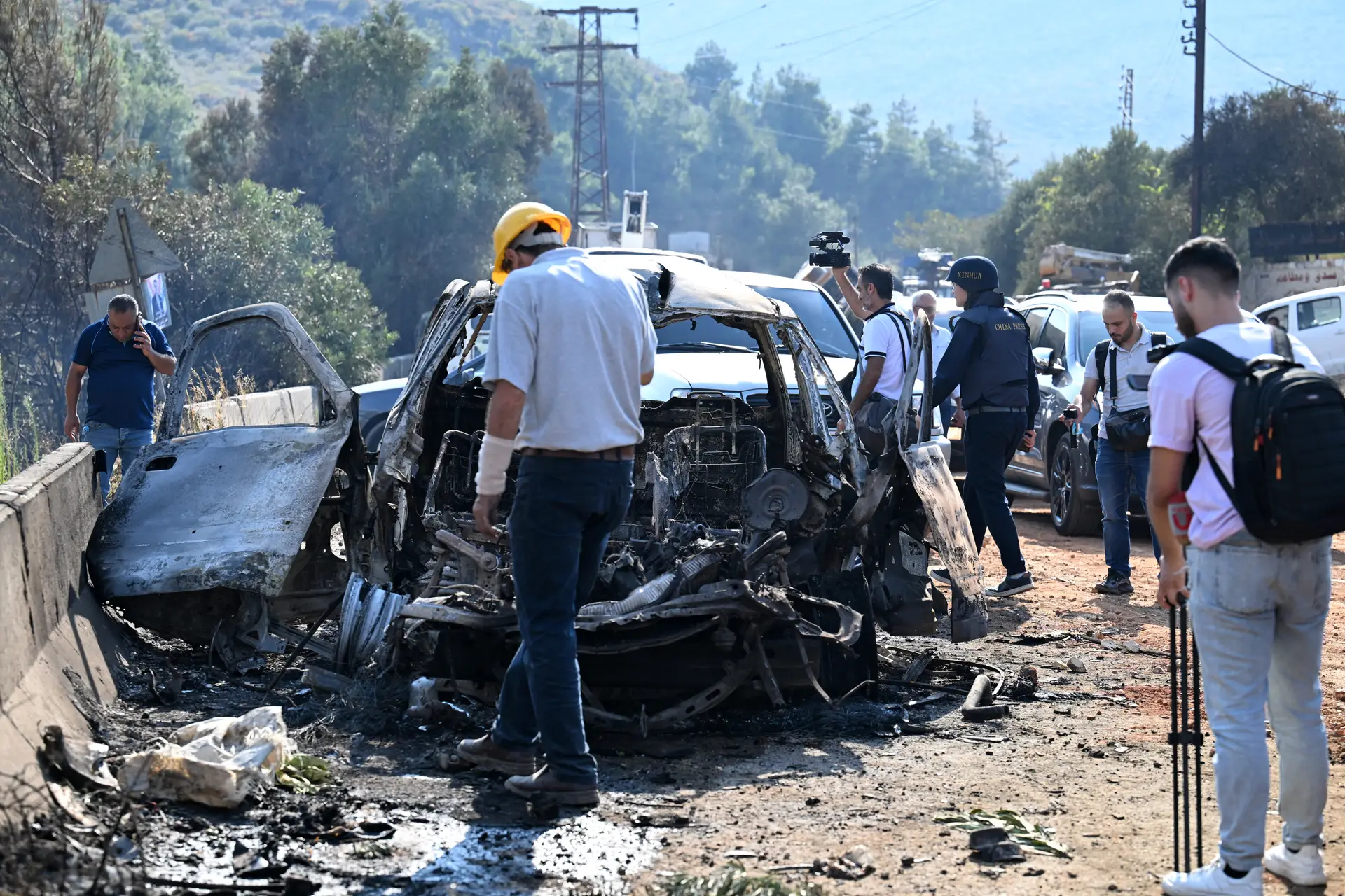 Destruição em Masyaf, na Síria, após ataques israelitas