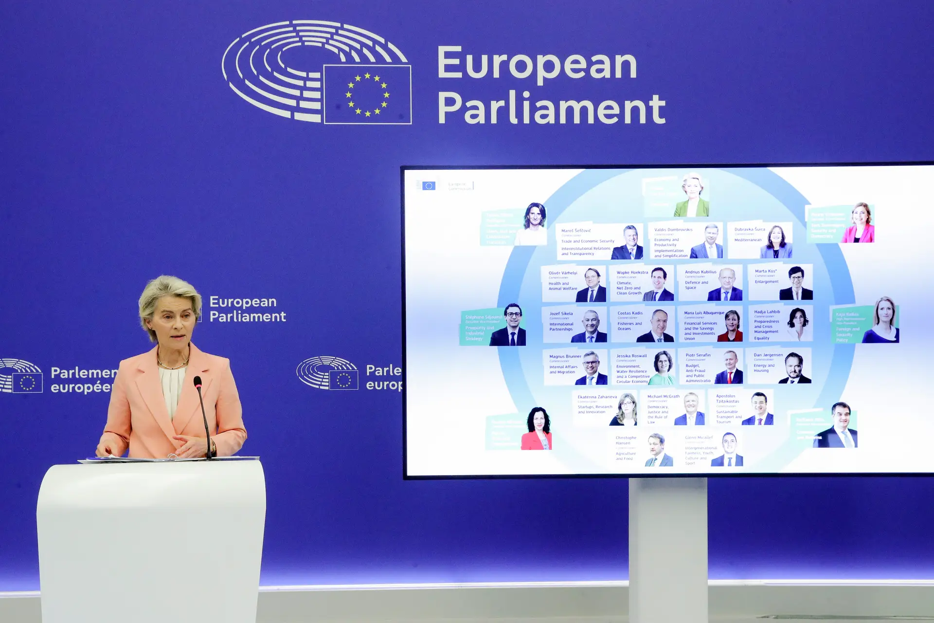 Nova equipa de Von der Leyen tem  40% de mulheres: veja aqui todos os nomes e cargos da nova Comissão Europeia