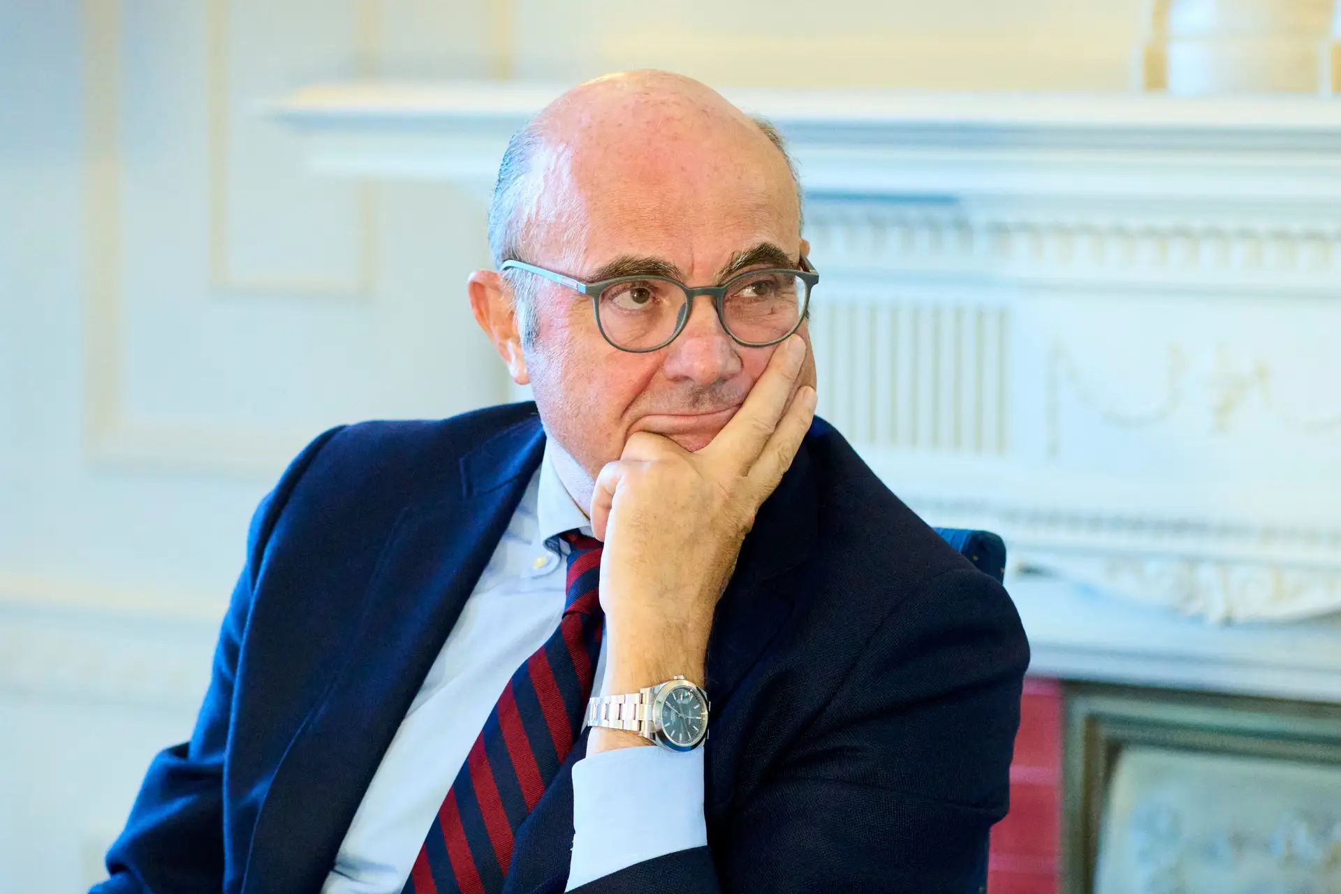 Luis de Guindos: “Mário [Centeno] é um bom amigo e um excelente governador”