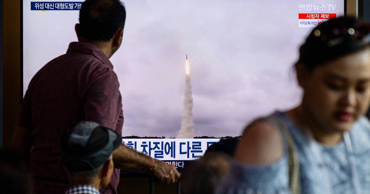 Pyongyang lança vários mísseis de curto alcance para o mar do Japão