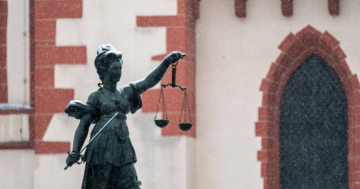 Denúncia do deputado da PGR leva a acusações contra o juiz