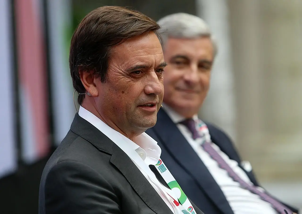 Luís Rodrigues, presidente da TAP, e José Luis Arnaut, presidente da ANA, na conferência da Confederação do Turismo em Mafra