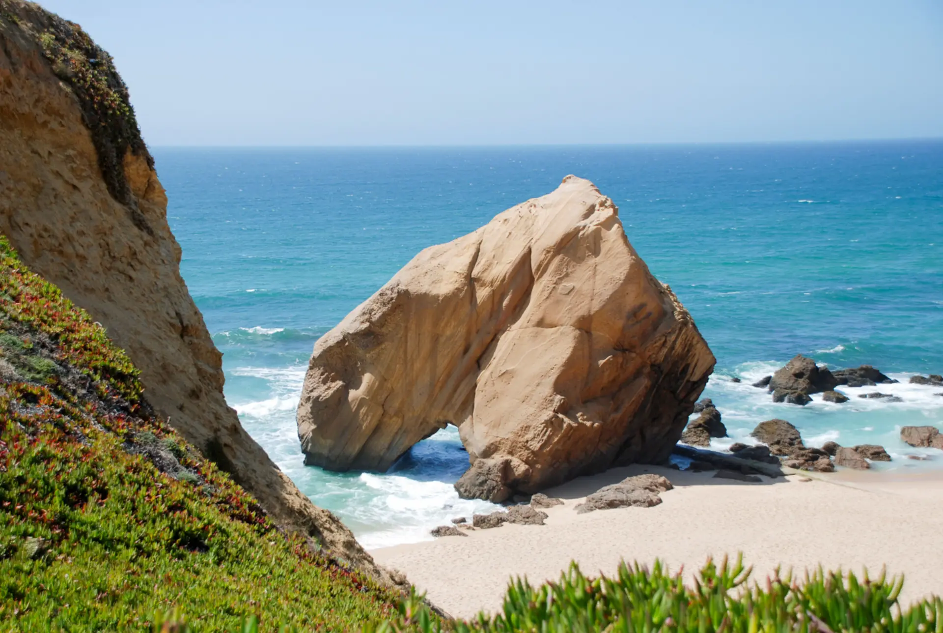 Penedo do Guincho, em Santa Cruz