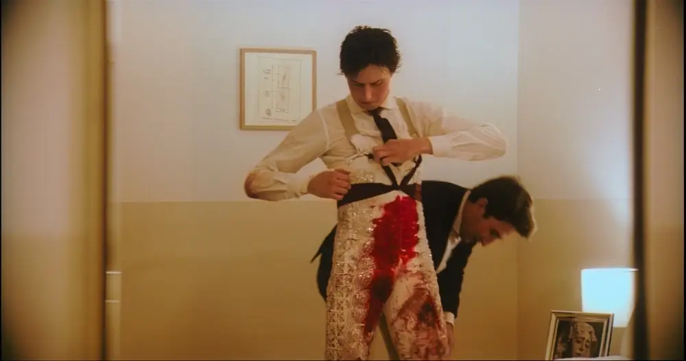 O matador Andrés Roca Rey e o seu mozo de espadas Manuel Lara “Larita” em “Tardes de Soledad”