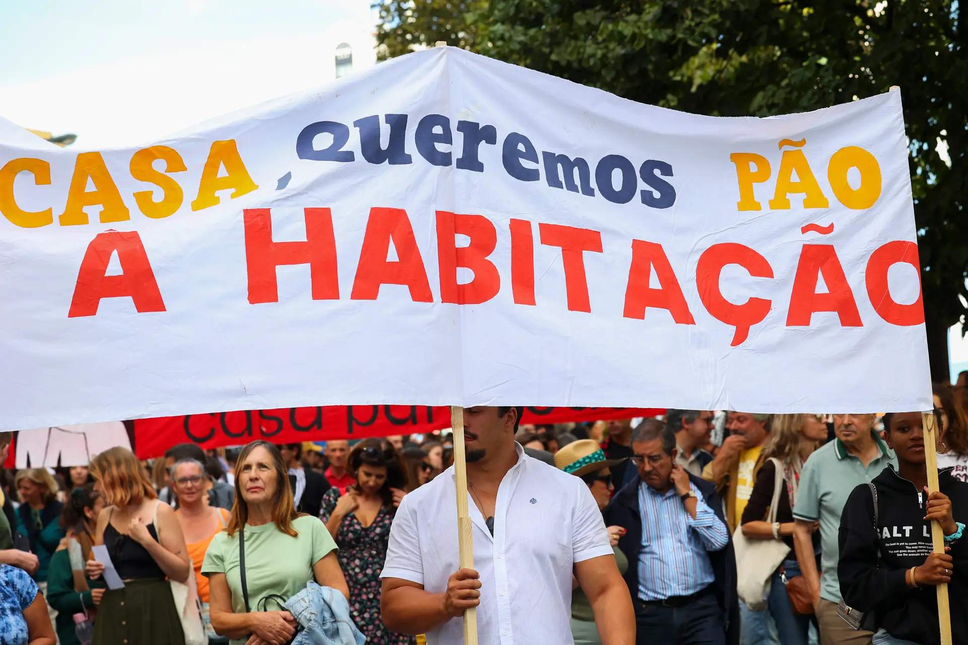 Manifestações pelo direito à habitação agitam Lisboa, Porto e mais 20 cidades nacionais