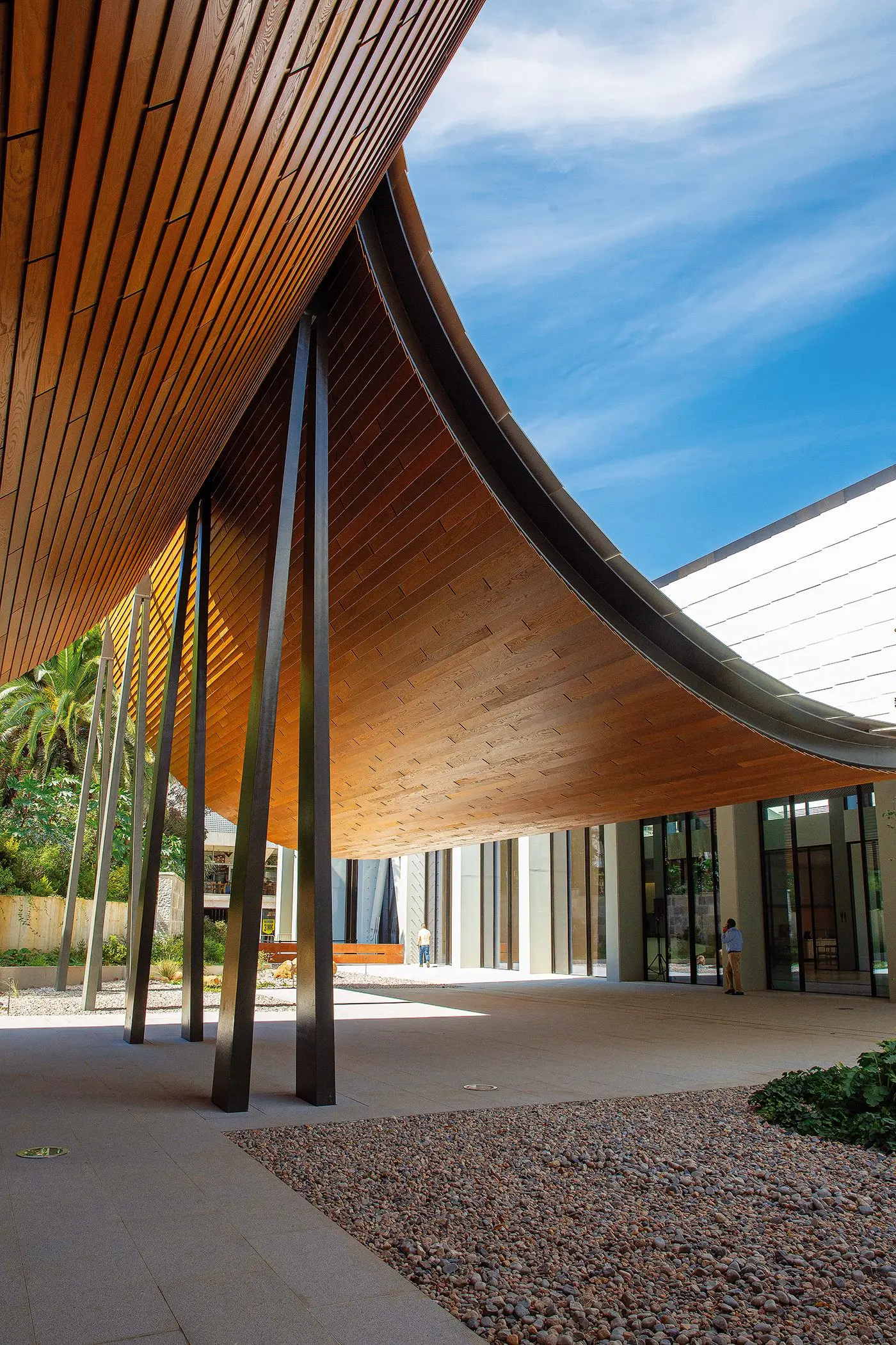 A pala Engawa, concebida pelo japonês Kengo Kuma, é um dos elementos centrais do novo CAM