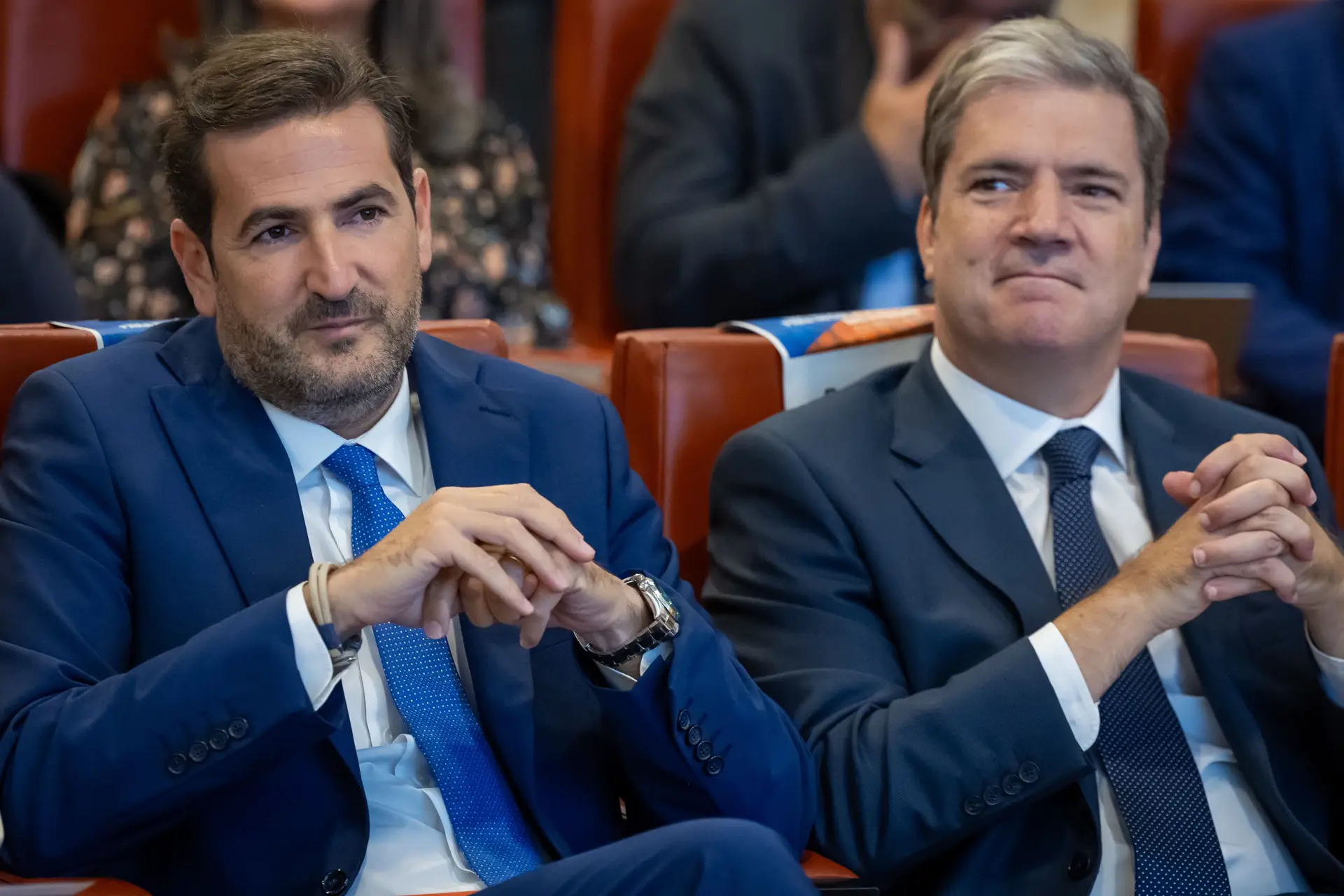 O PS andou a "enganar" o país e o Chega anda aos “zig zags”: jornadas do PSD e CDS dramatizam Orçamento e atiram à oposição