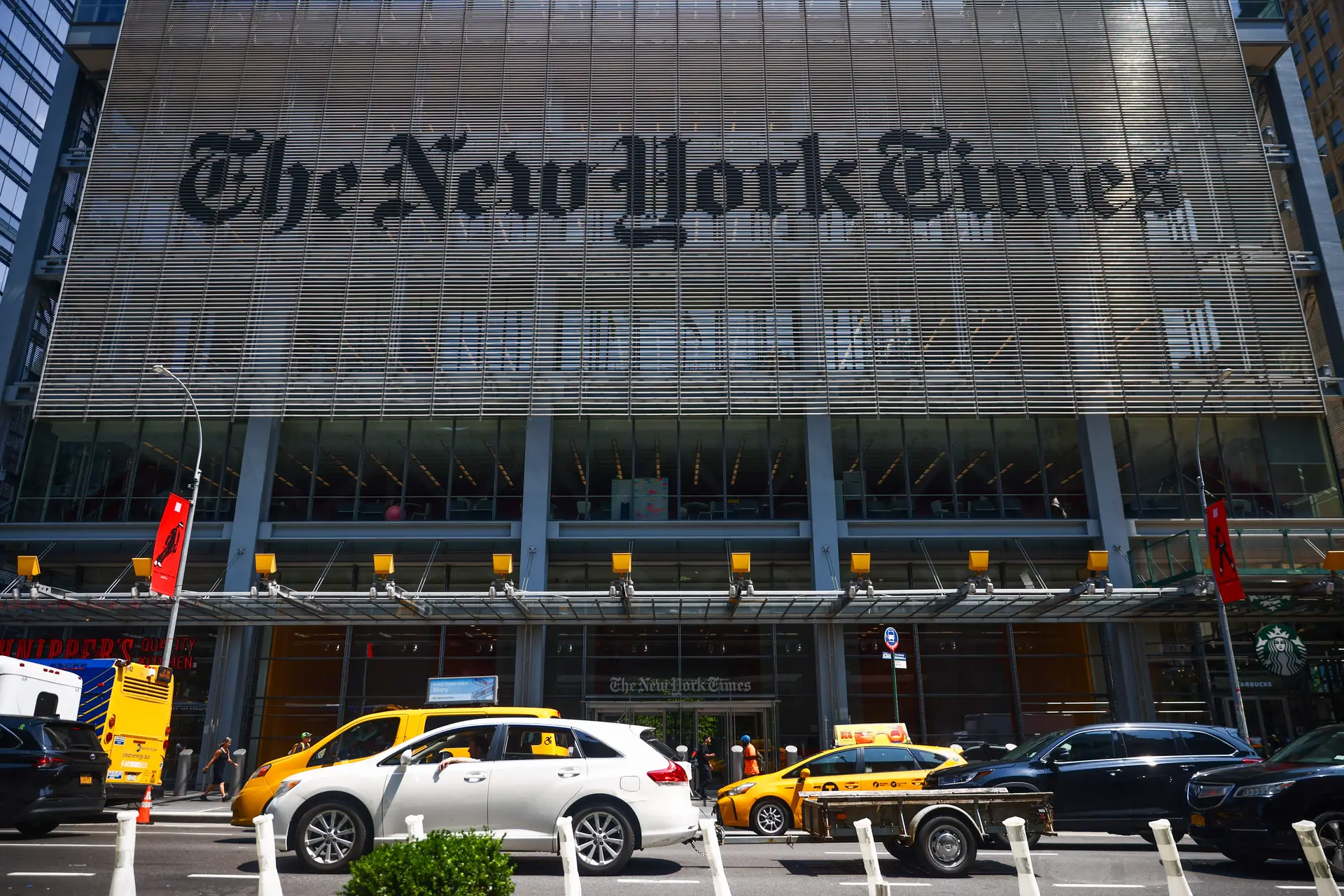 Jornal “The New York Times” considera Kamala a “única escolha patriótica” para Presidente e decide apoiá-la oficialmente