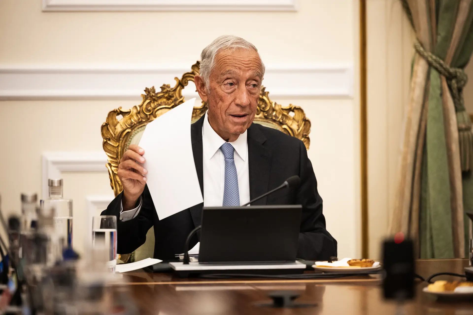 Marcelo cancelou viagens à Estónia e Polónia por causa do impasse orçamental, mas garante: “Acompanhar não quer dizer intervir”