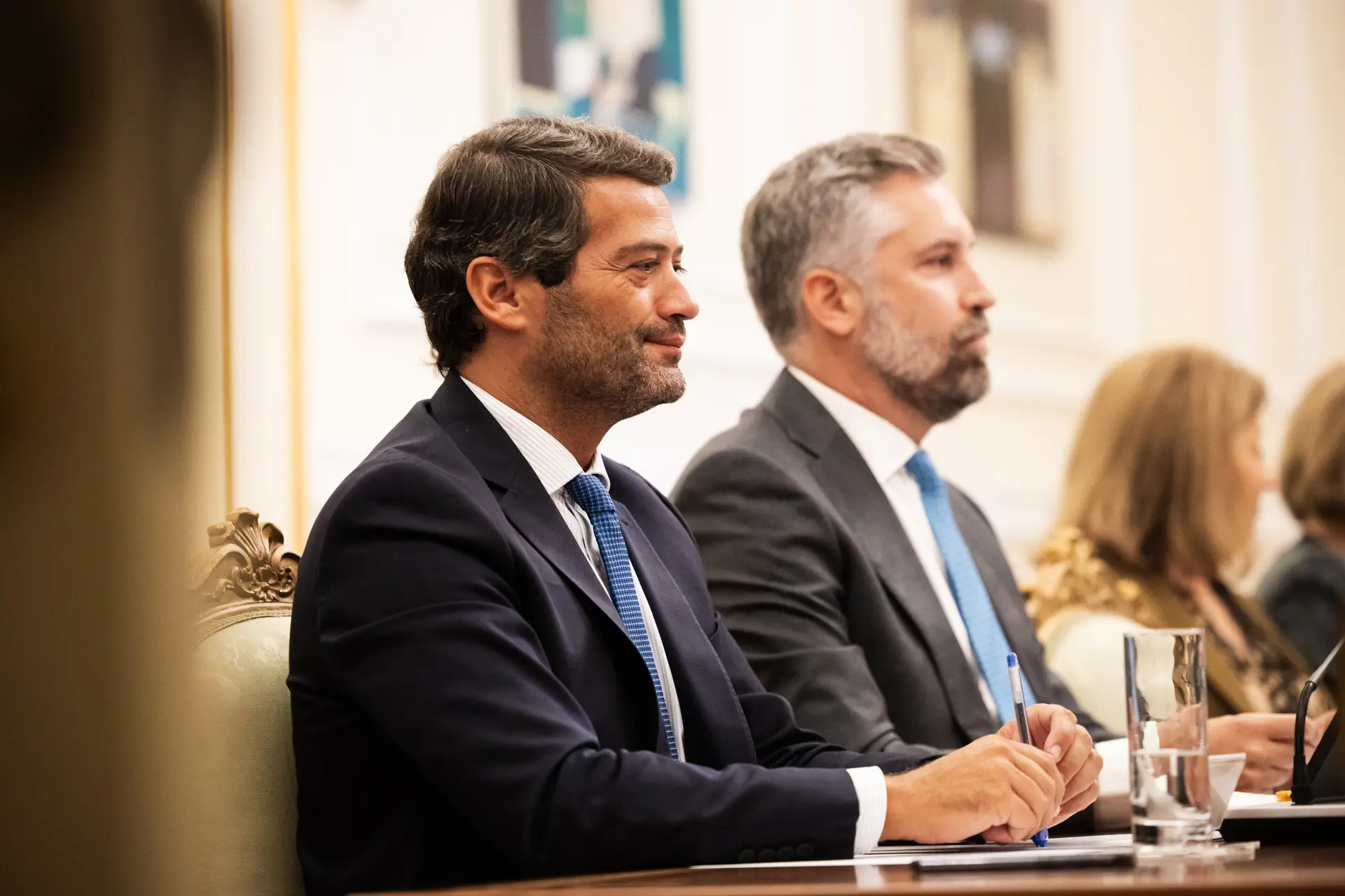 Ventura critica Orçamento do “Bloco Central” e promete liderar oposição, após abstenção do PS