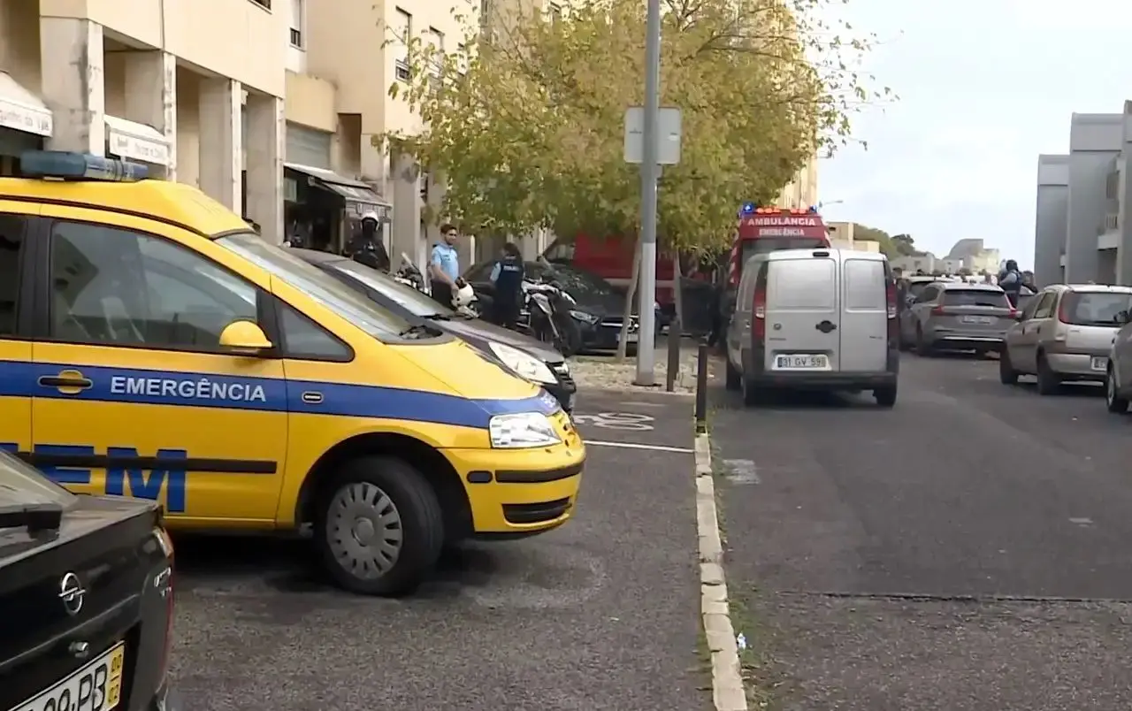 A suspect in a triple murder in Lisbon has a history of psychosis