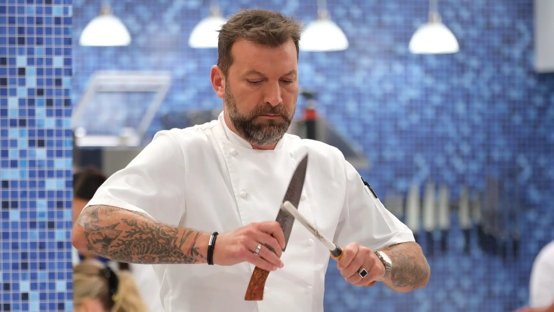 “É preciso coragem para trabalhar com um maluco como eu”: Ljubomir Stanisic regressa à SIC com Hell's Kitchen Famosos