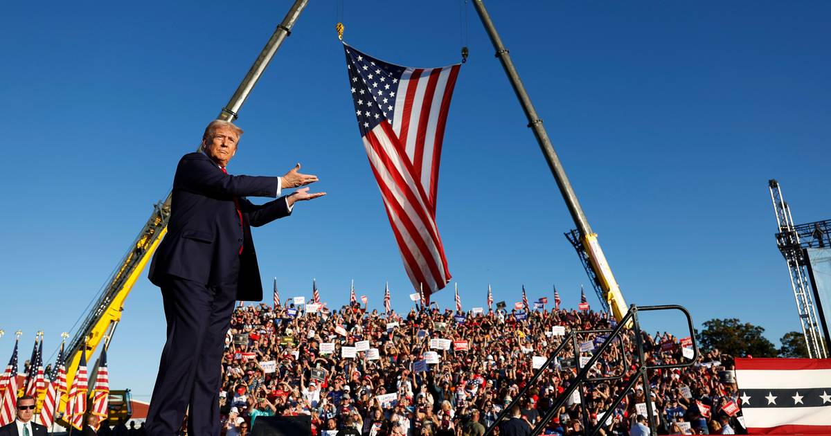 Madison Square Garden era pequeno demais para tantos apoiadores de Trump