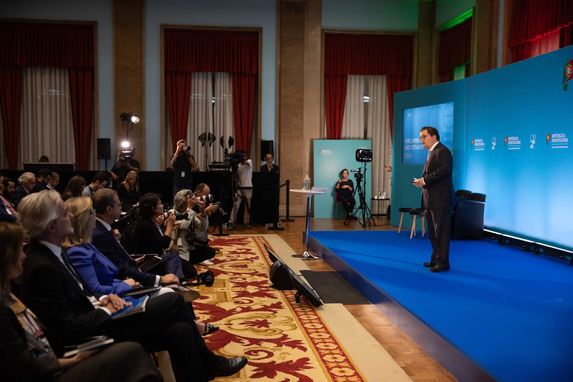 Orçamento do Estado: quanto sobem as pensões? Governo não se compromete com reforços adicionais e afasta-se do PS