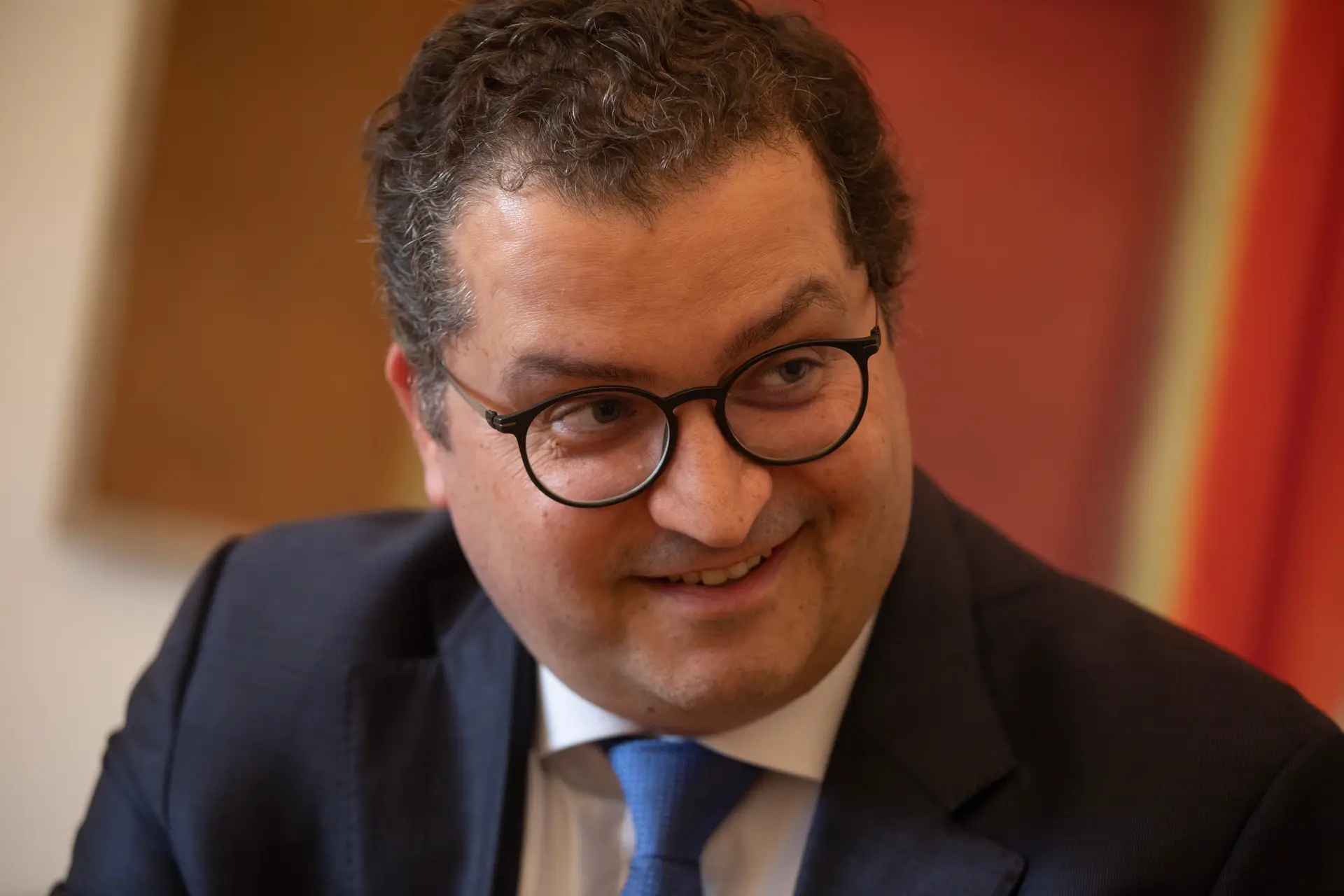 Ministro das Finanças só admite venda da TAP com garantia de hub e rotas