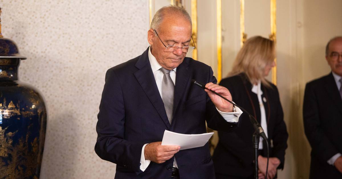 Manifesto dos 50 saúda disponibilidade de um novo PGR para “responsabilizar” perante o Parlamento, mas deixa mensagem sobre “linhas vermelhas”