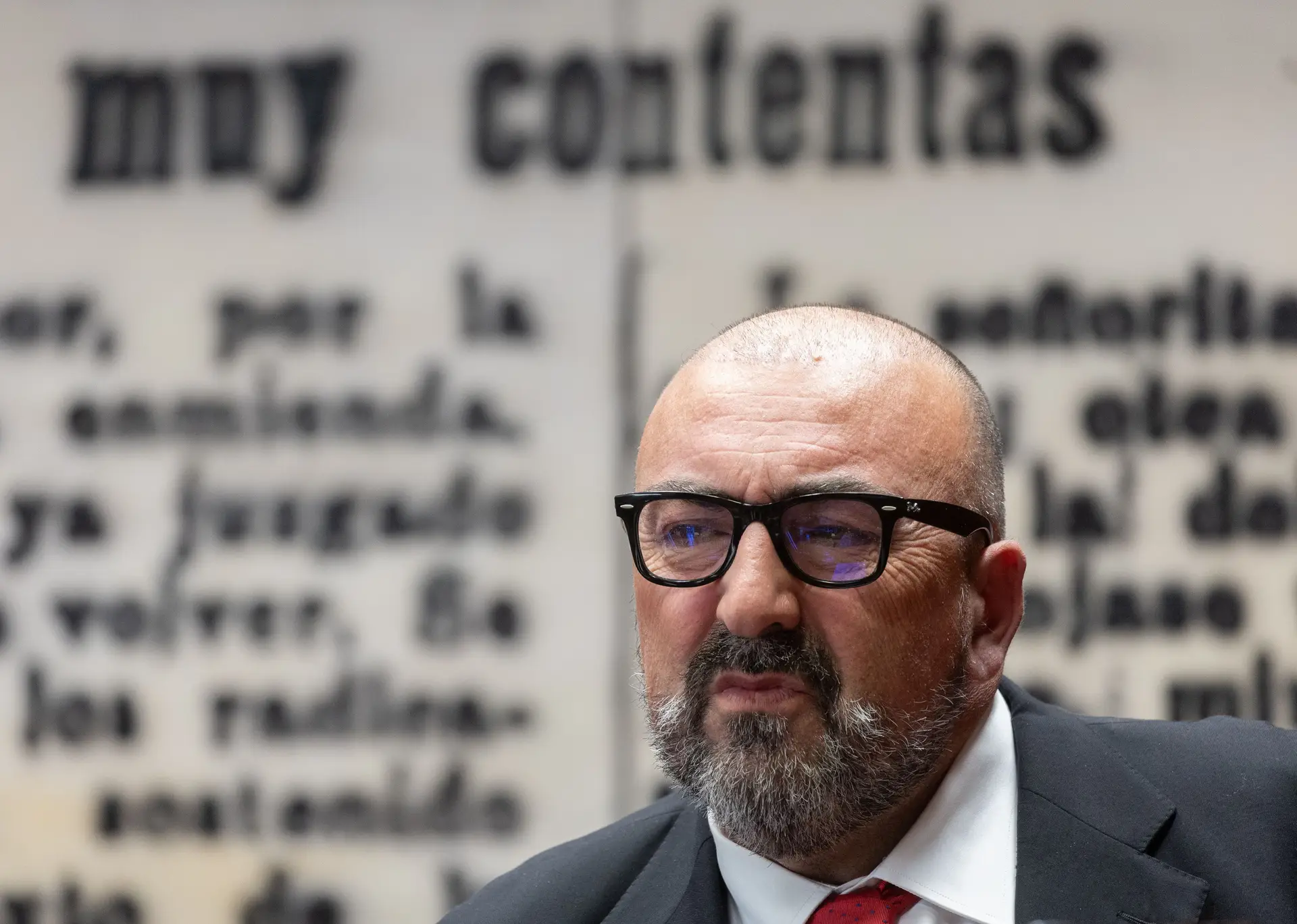 Koldo García, que foi assessor do agora ex-ministro José Luis Ábalos, está no centro da alegada rede de corrupção 