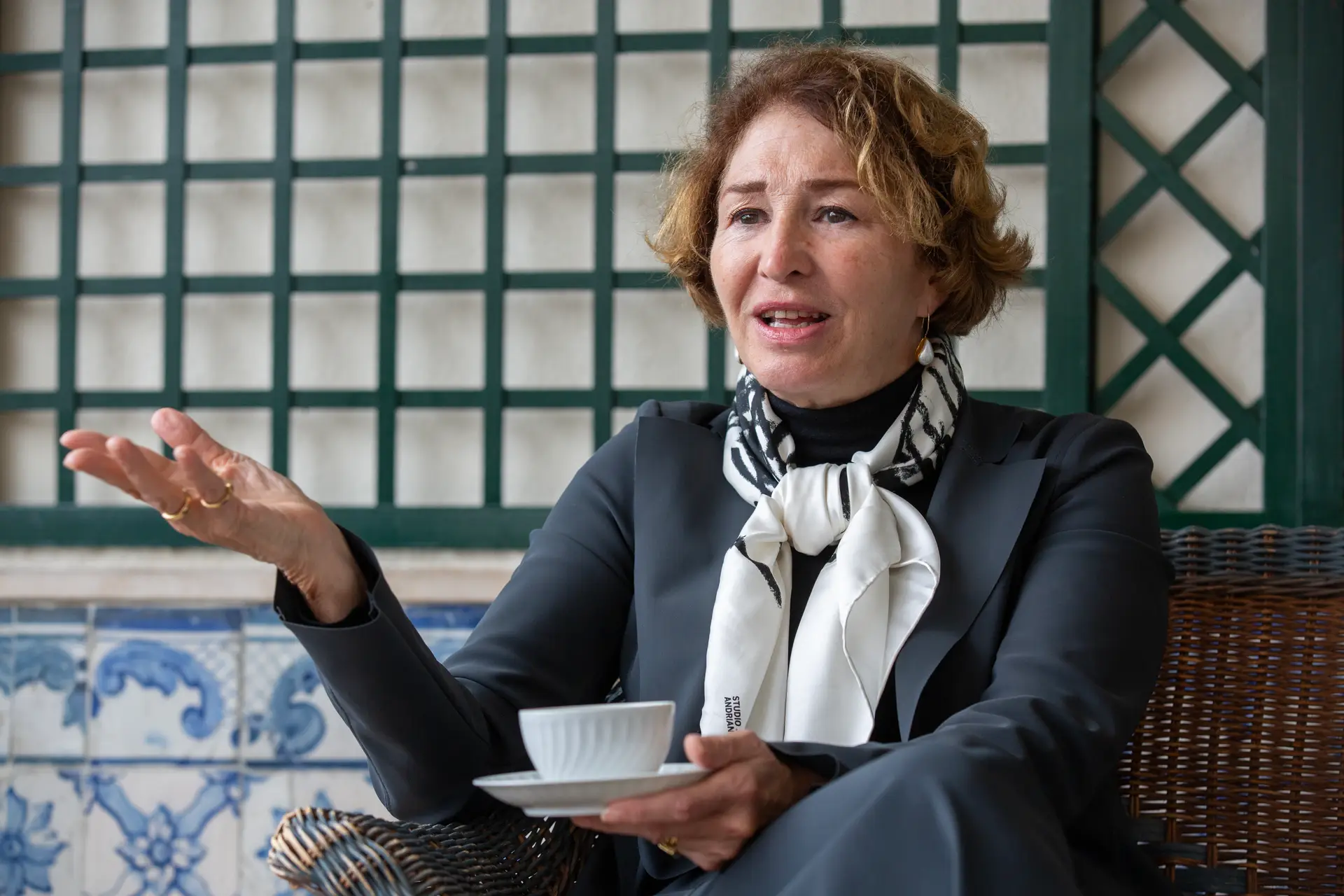 Anne-Marie Slaughter é presidente e diretora executiva de New America. Professora emérita de política e assuntos internacionais na Universidade de Princeton