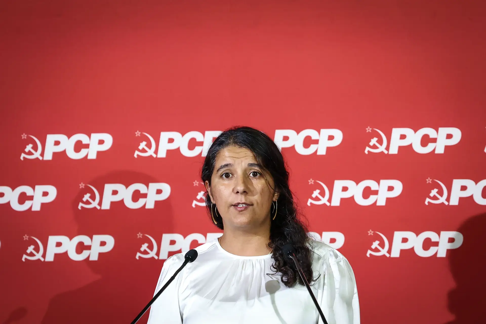 “Chega não tem qualquer autoridade”: PCP confirma voto contra moção de censura ao Governo e apresenta propostas para "reposição de direitos"