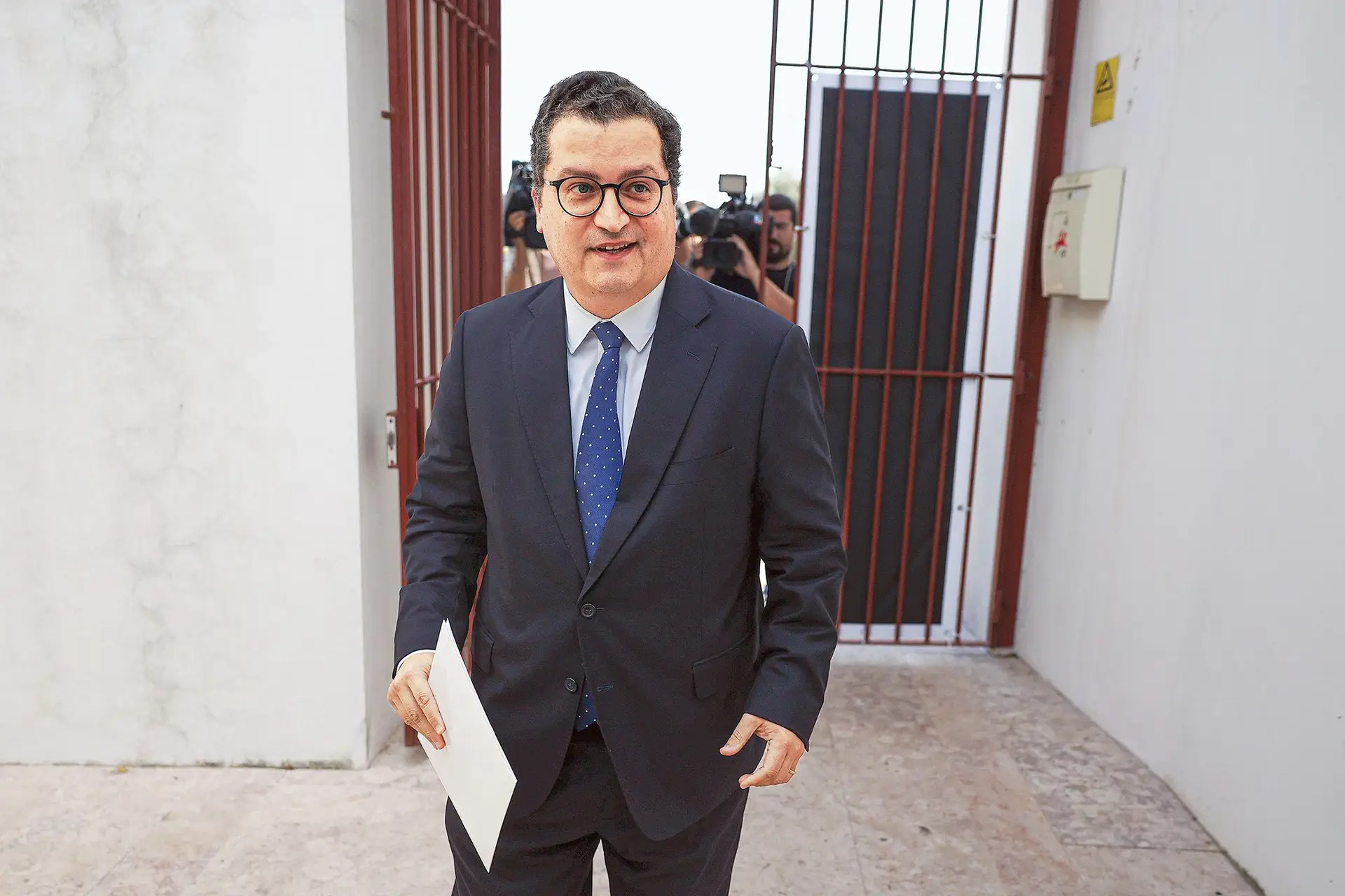 Miranda Sarmento ultrapassa João Leão nas cativações e navega à vista sem previsões do impacto das suas medidas